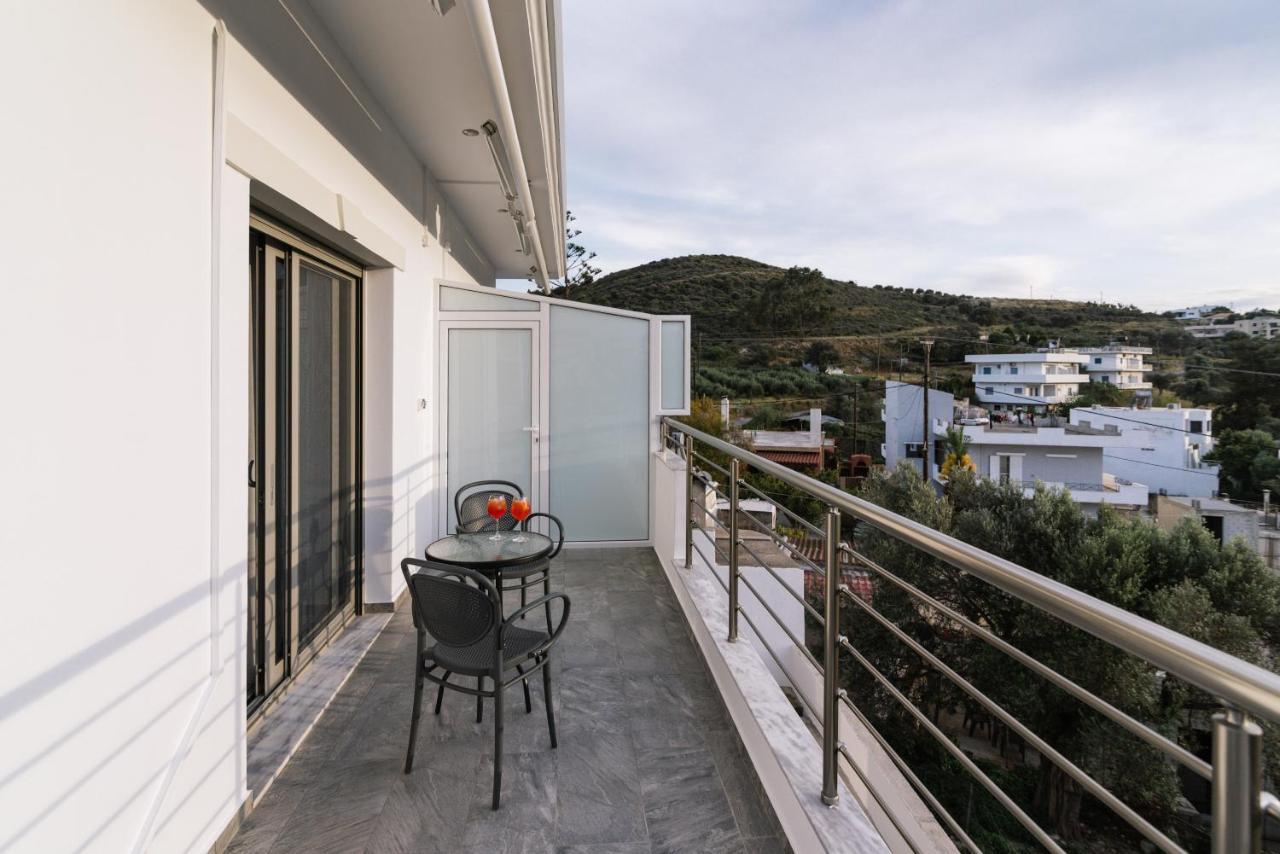 Lychnos Apartments Kamilari Exterior photo